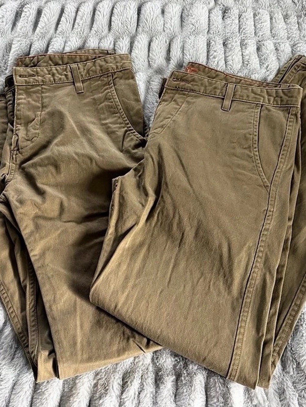 2 Pack Dockers Men’s Slim Tapered Khaki Pants 34x34 Tan Stretch Chino Lot